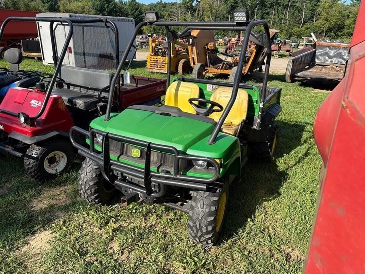 john-deere-gator-image-3