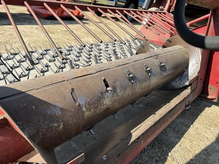 case-ih-810-image-6