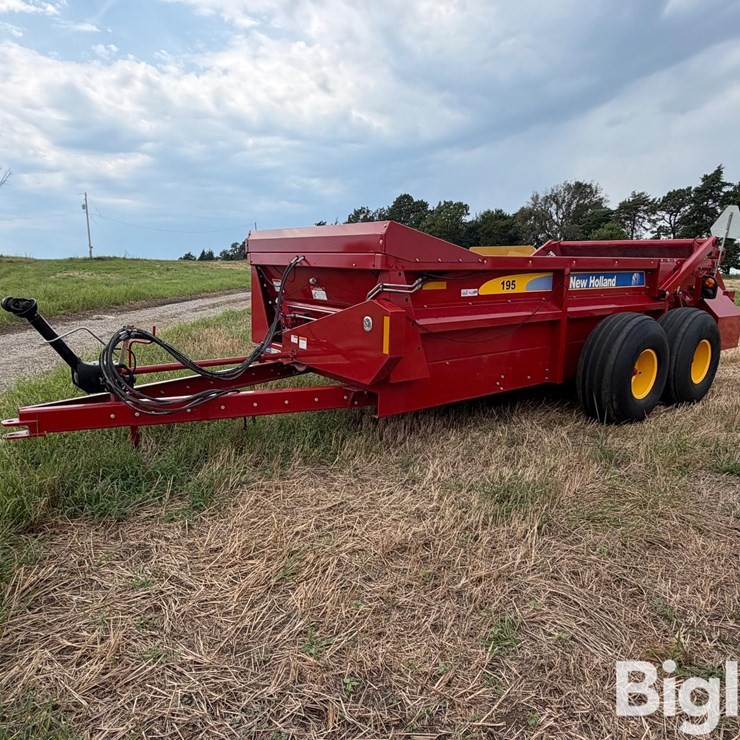 2021 NEW HOLLAND 195
