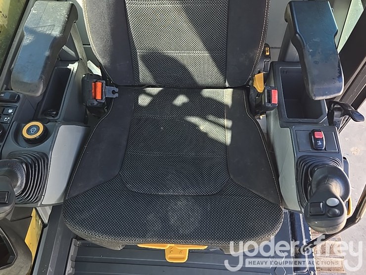 2019-caterpillar-336-image-75