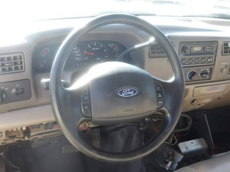 2003-ford-f350-image-26