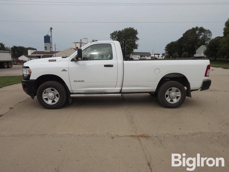 2019-ram-3500-tradesman-image-8