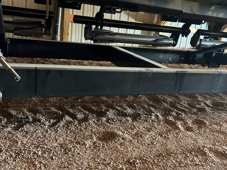 yetter-5000-devastator-stalk-rollers-image-18