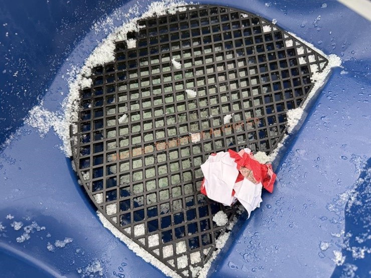 ice-melt-broadcaster-image-5