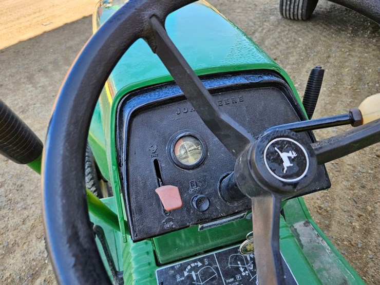 john-deere-214-image-23