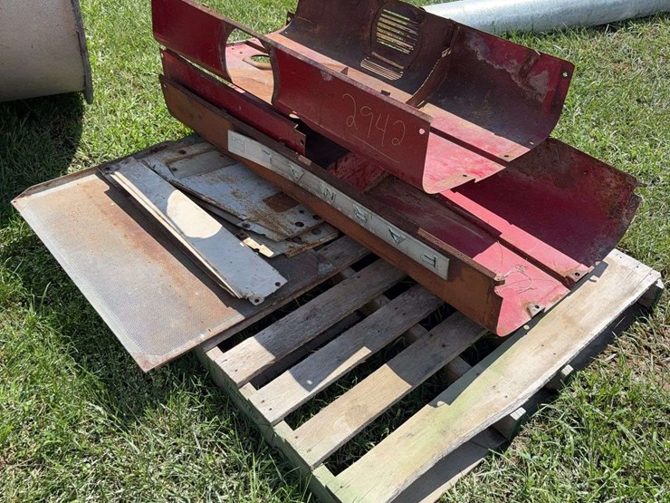 case-ih-560-image-1