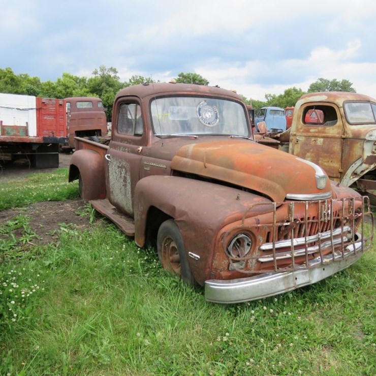1950 INTERNATIONAL 52