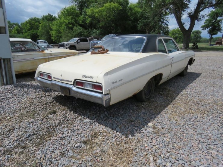 1967-chevrp;et-belair-2dr-sedan-image-7