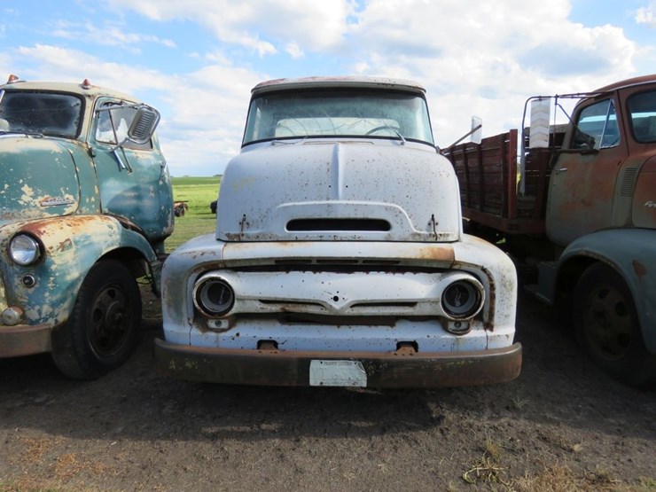 1956-ford-f600-image-2