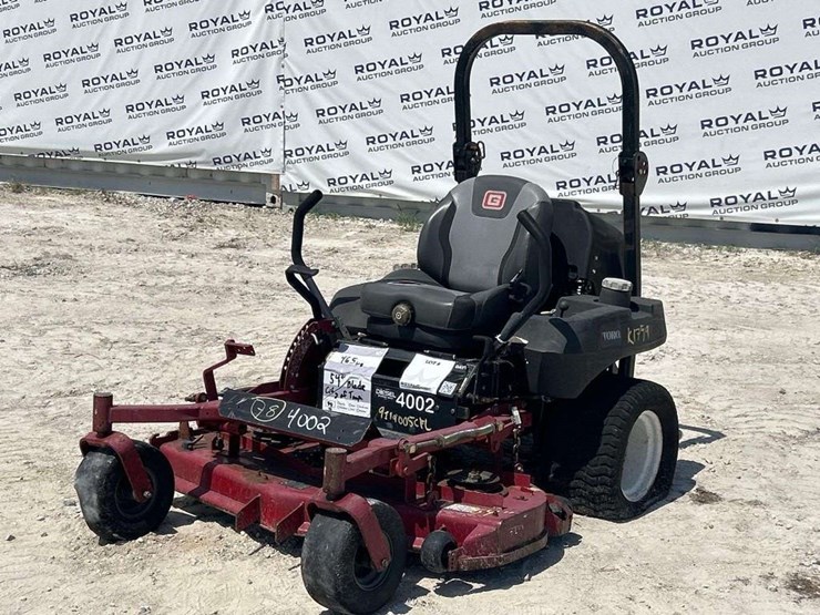 toro-54in-zero-turn-commercial-mower-image-1