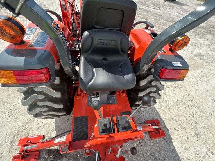 2024-kubota-l2502hst-image-21