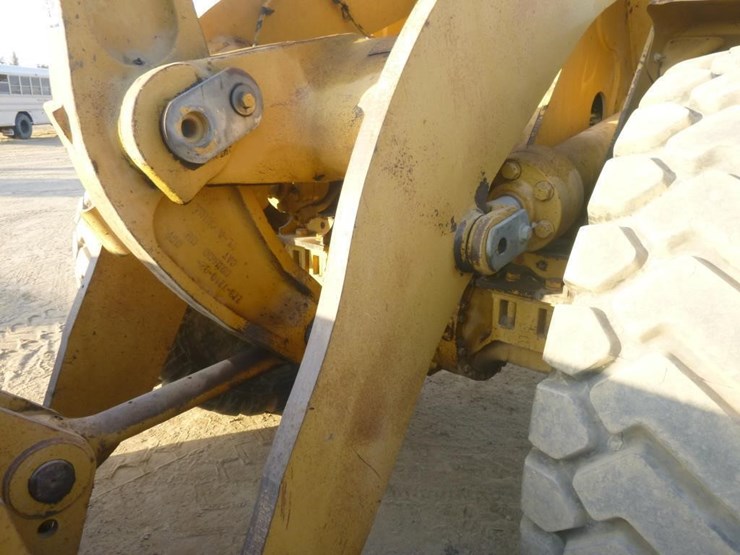 2008-caterpillar-962h-image-17