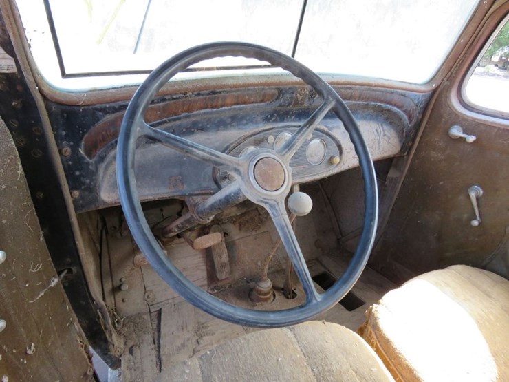1933-chevrolet-confederate-2dr-sedan-image-10