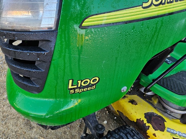 john-deere-l100-image-9