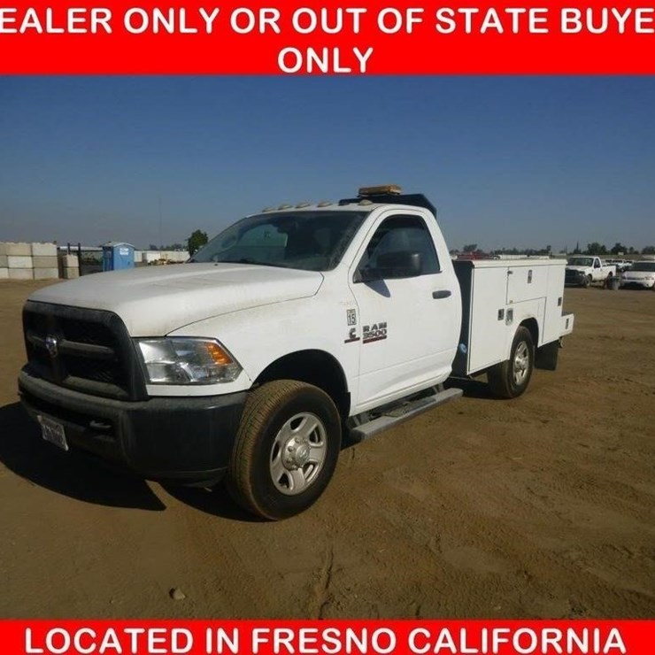 2016 DODGE 3500