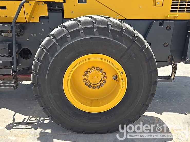 2024-komatsu-wa320-8-image-11