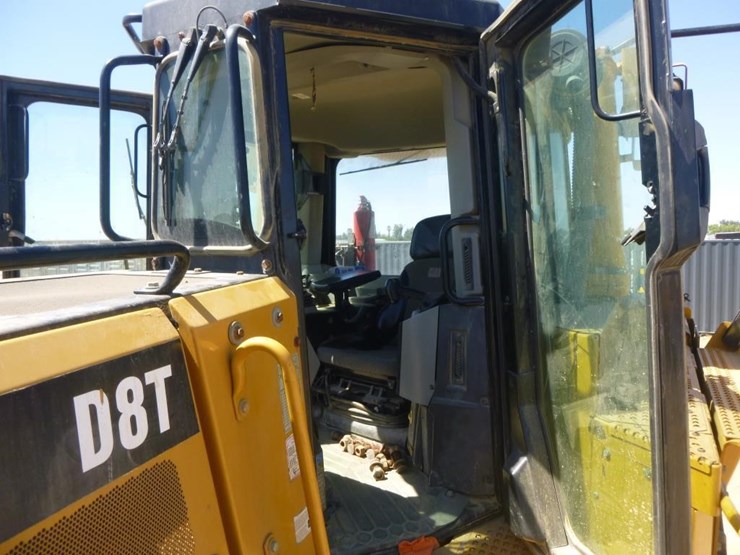 2012-caterpillar-d8t-image-8