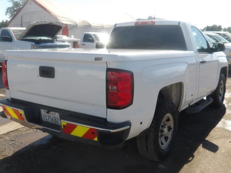 2016-chevrolet-silverado-1500-image-4