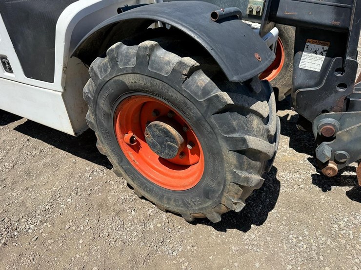 bobcat-v518-image-11