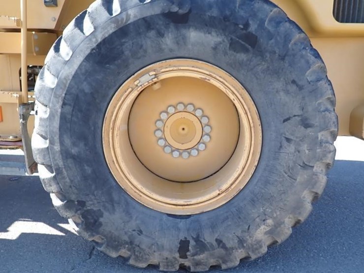 caterpillar-924g-wheel-loader-image-12
