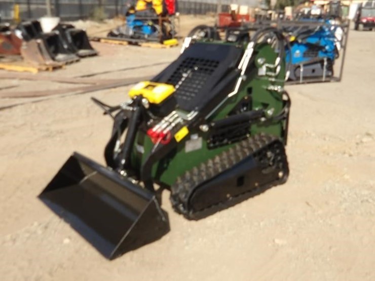 2026-zjz-380-skid-steer-track-loader-image-1