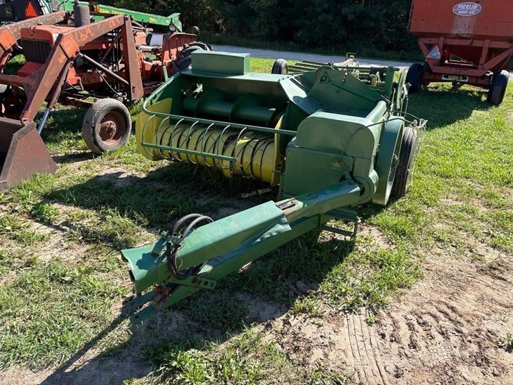 john-deere-24t-image-2