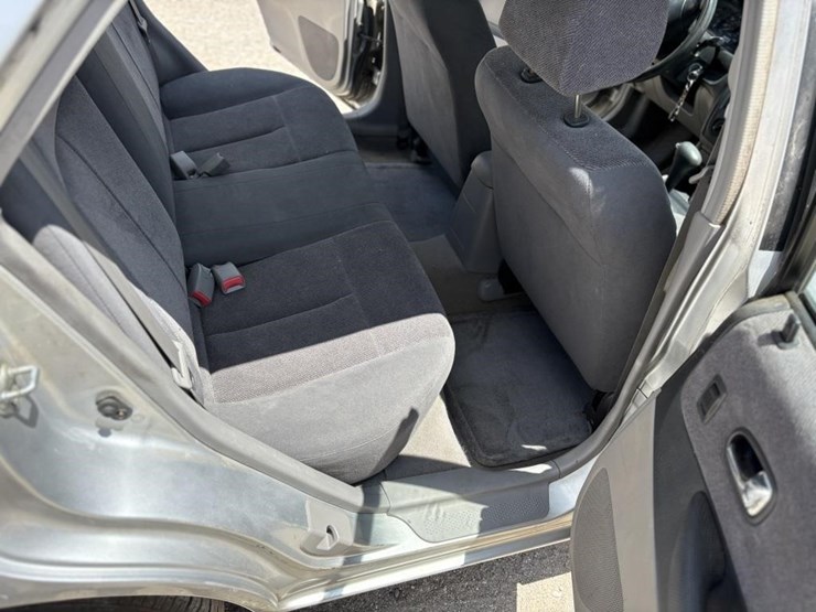 l1---2003-mazda-protege-lx-image-15