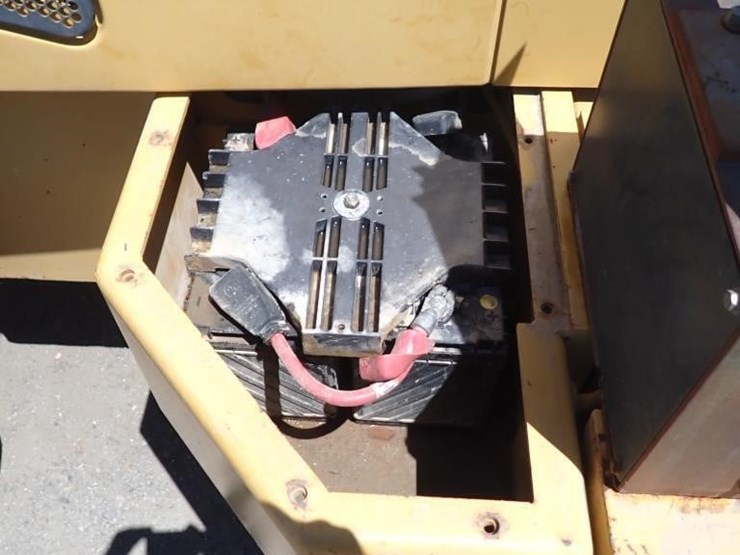 caterpillar-it38g-image-13