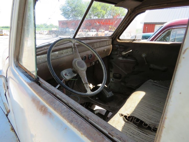 1946-studebaker-m5-13-pickup-image-11