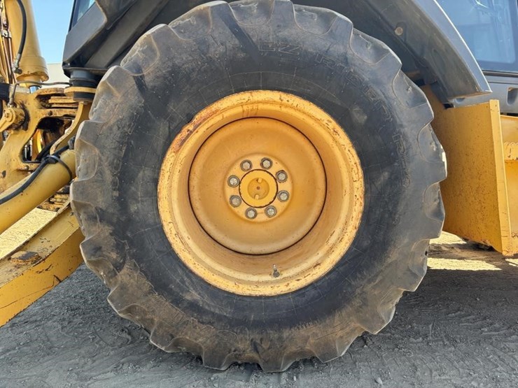 deere-310sg-image-31