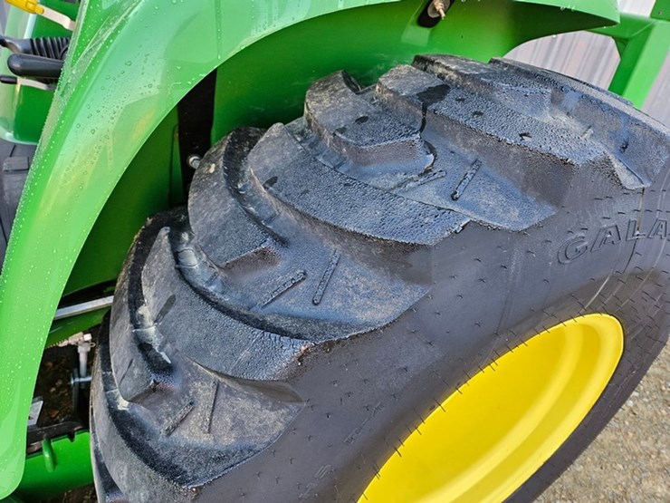 john-deere-3033r-image-19
