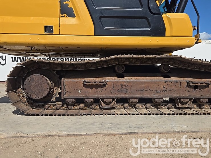 2019-caterpillar-336-image-16