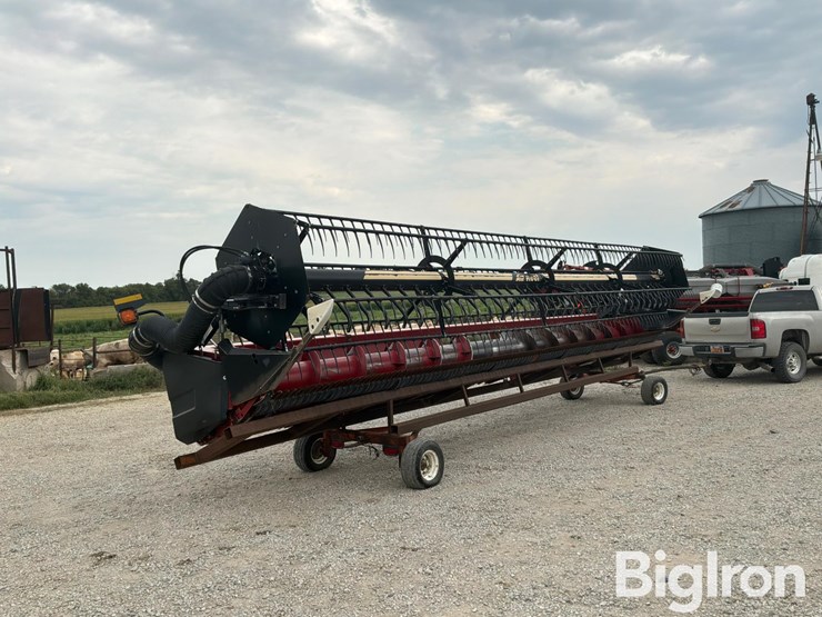 2005-case-ih-1020-image-1