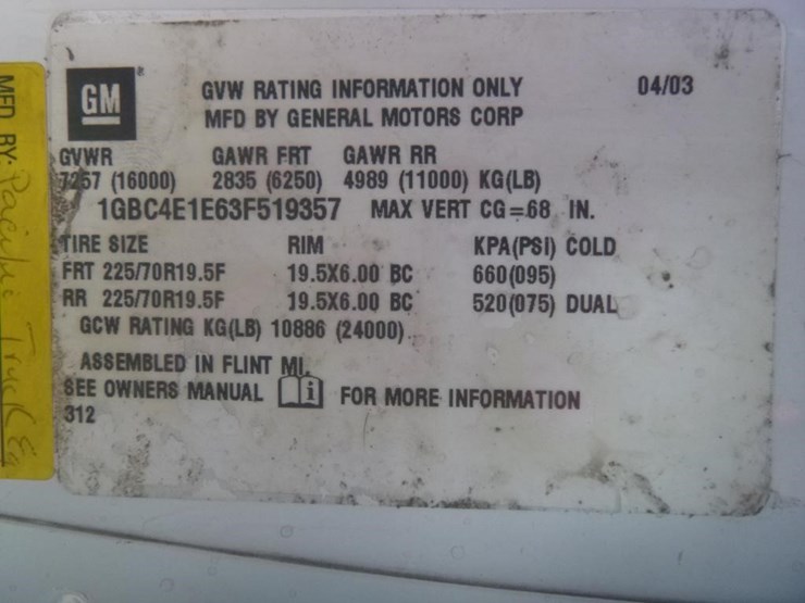 2003-chevrolet-c4500-utility-truck-image-22