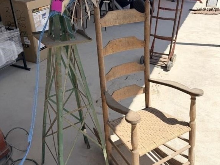 sl---yard-art/patio-furniture-image-1