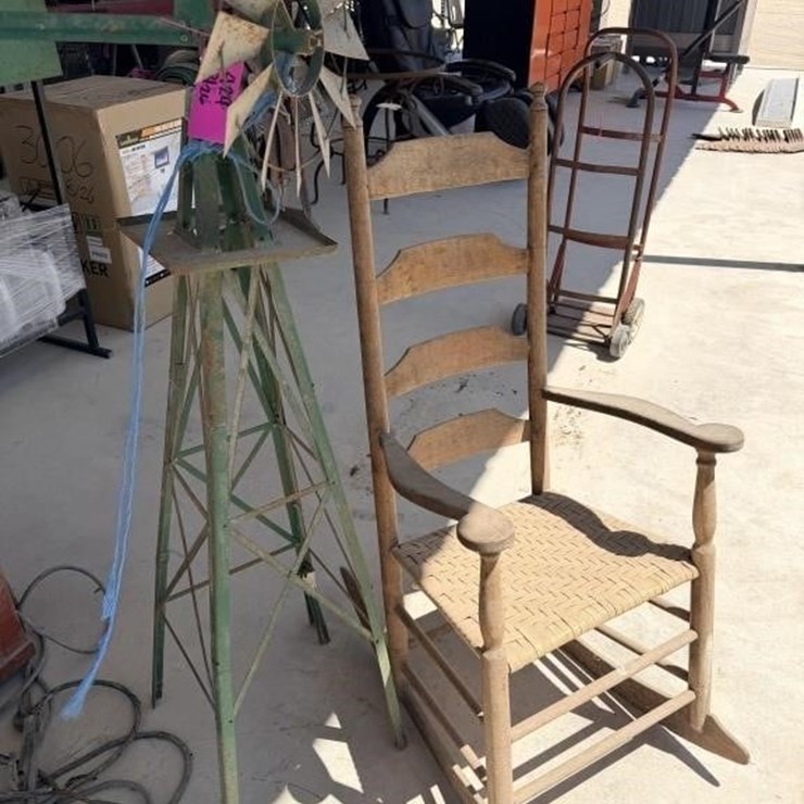 SL - Yard Art/Patio Furniture