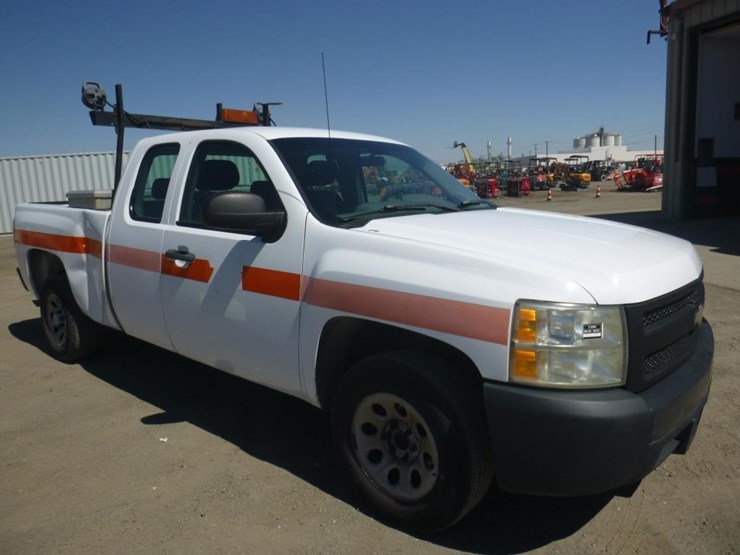 2008-chevrolet-1500-image-2