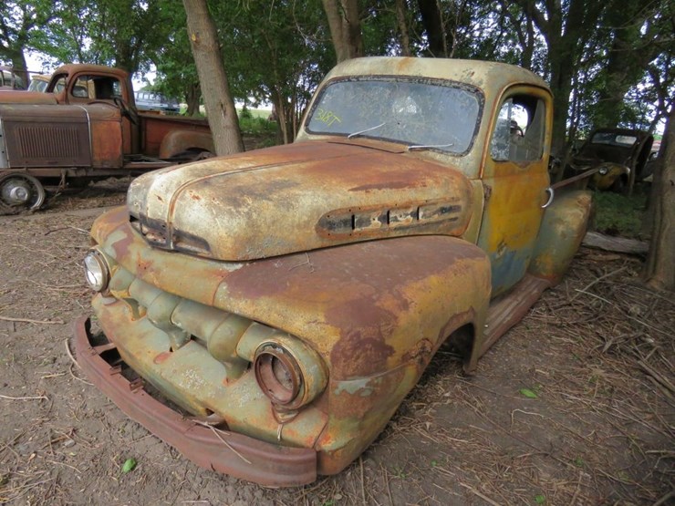 1951-ford-f1-image-2