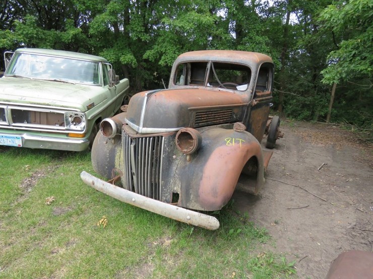1941-1-1/2-ton-truck-image-1