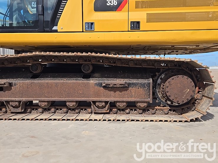 2019-caterpillar-336-image-11