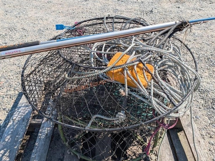 marine-lot---spear-guns,-crab-pots,-etc-image-7
