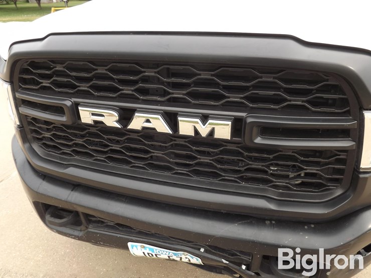 2019-ram-3500-tradesman-image-14