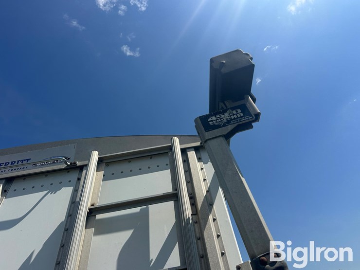 2015-merritt-grain-trailer-image-15