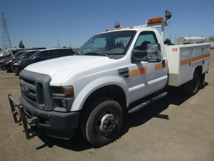 2009-ford-f350-image-1
