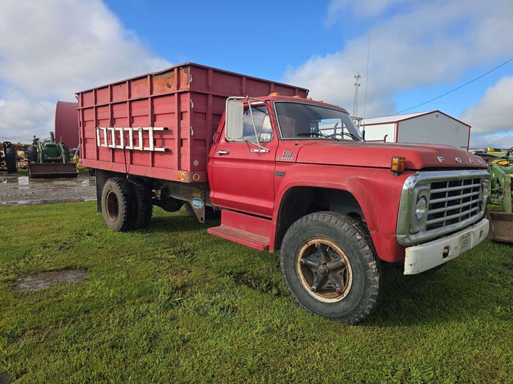 1978-ford-f700-image-3