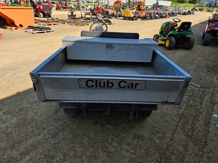 club-car-turf-2-image-4