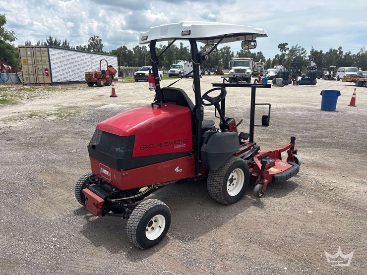 2015-toro-groundsmaster3280d-image-3
