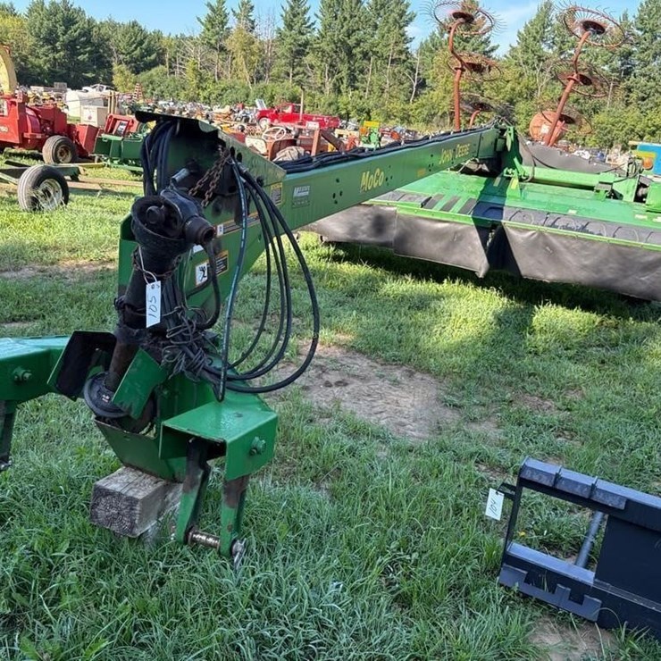 JOHN DEERE 956