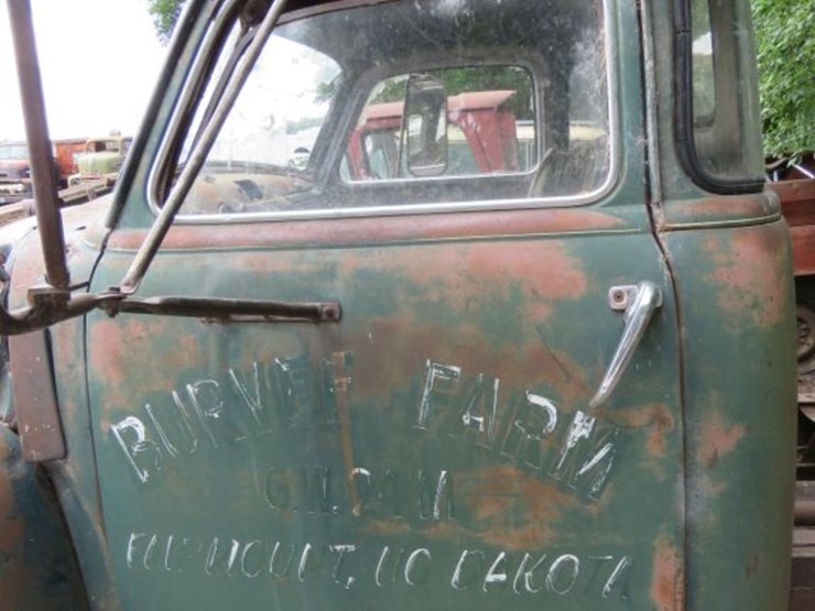 1950-chevrolet-truck-with-5-window-cab-image-8
