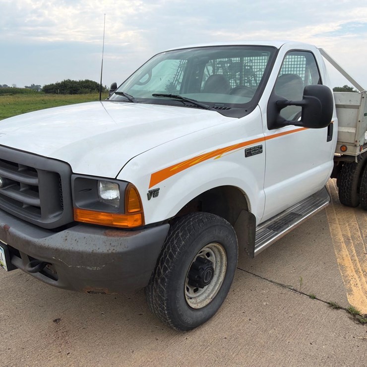 1999 FORD F250 XL